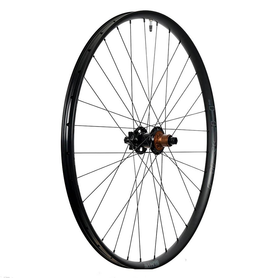 Rear, 27.5'' / 584, Holes: 32, 12mm TA, 148mm, Disc IS 6-bolt, Shimano HG